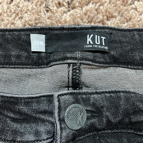 KUT from the Kloth High Rise Reese Fab Ab Ankle Straight Leg Black Jeans. 20W - Picture 3 of 15